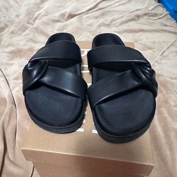 Roam Black Side Slip Sandals 8 Goth Lagen Vibe - Picture 2 of 4